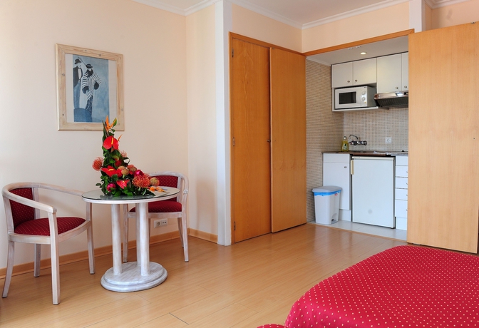 Imagen de la habitación del Aparthotel Dorisol Buganvilia Studio Hotel. Foto 5