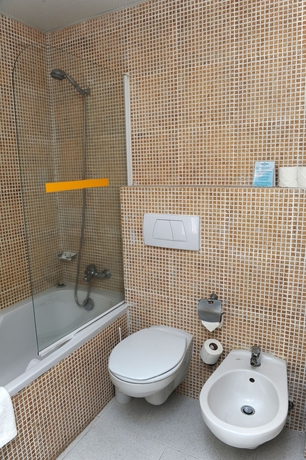 Imagen de la habitación del Aparthotel Dorisol Buganvilia Studio Hotel. Foto 8