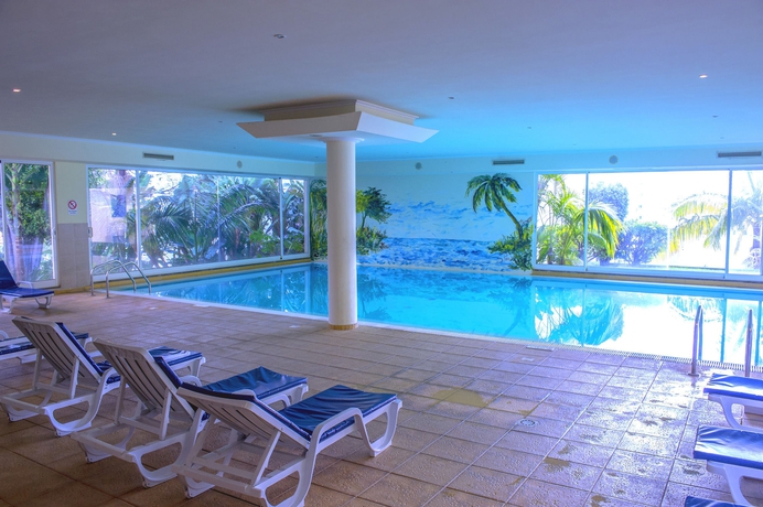 Imagen de la piscina del Aparthotel Dorisol Mimosa Studio. Foto 15