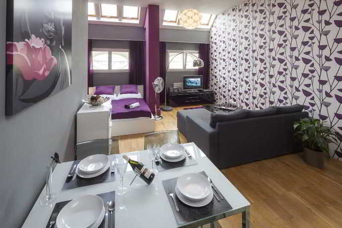 Imagen de la habitación del Aparthotel EA ApartHotel Melantrich. Foto 11