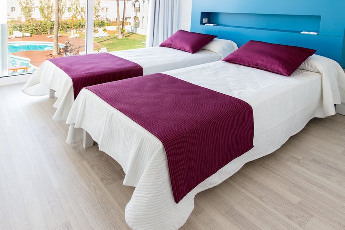 Imagen de la habitación del Aparthotel Ebano Hotel Apartments and Spa. Foto 7