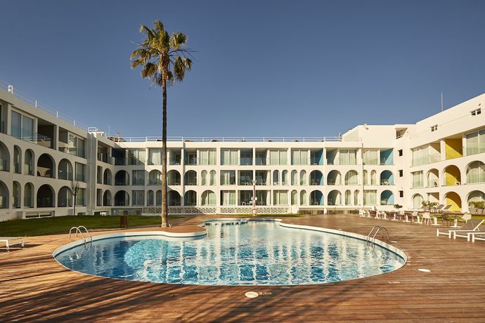 Imagen general del Aparthotel Ebano Hotel Apartments and Spa. Foto 1