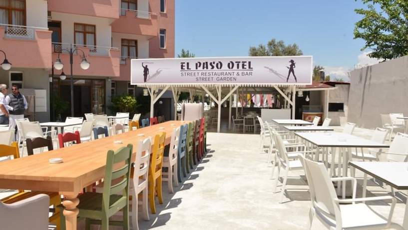 Imagen del bar/restaurante del Aparthotel El Paso Hotel. Foto 4