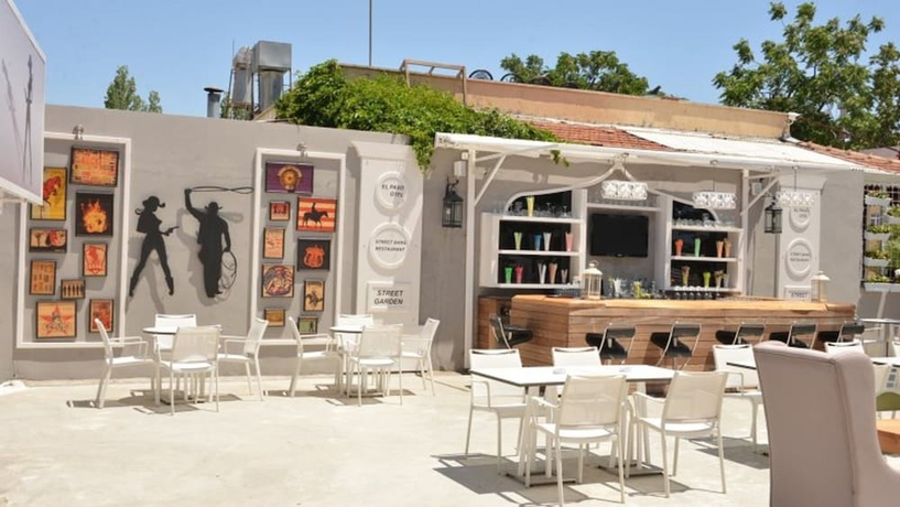 Imagen del bar/restaurante del Aparthotel El Paso Hotel. Foto 5