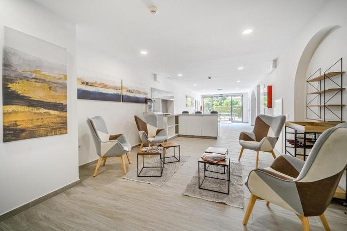 Imagen de los interiores del Aparthotel Elisium Resort & Apartamentos. Foto 10