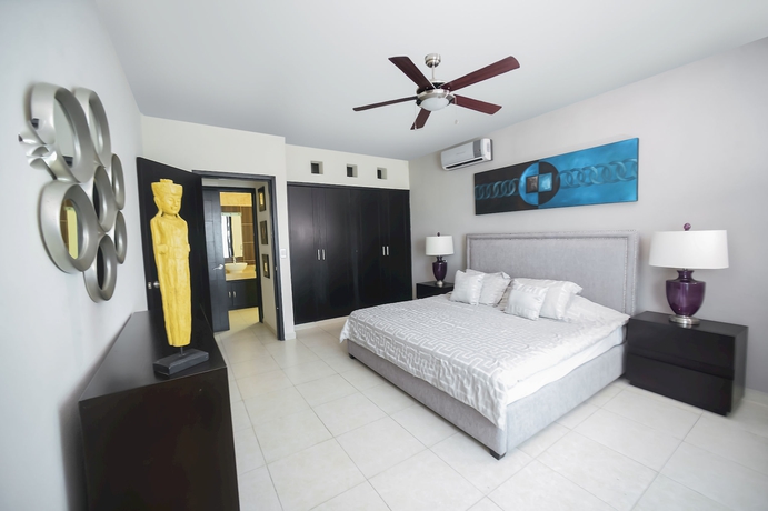 Imagen de la habitación del Aparthotel Encanto Riviera. Foto 8