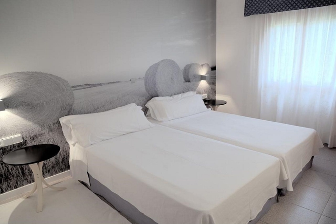 Imagen general del Aparthotel Es Baulo Petit Hotel. Foto 5