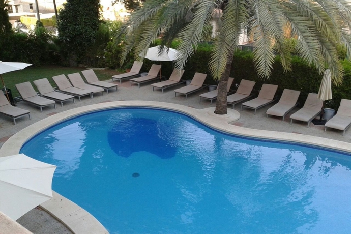 Imagen general del Aparthotel Es Baulo Petit Hotel. Foto 13