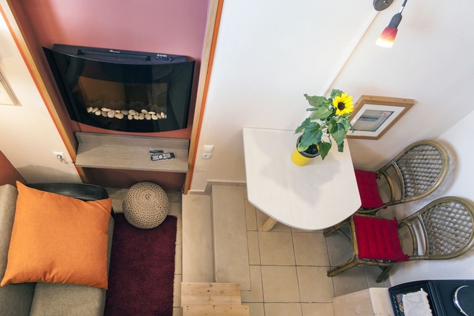 Imagen de la habitación del Aparthotel Estate Kares. Foto 18