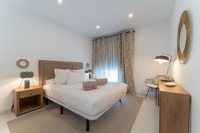 Imagen de la habitación del Aparthotel Estepona Holiday Hills. Foto 5