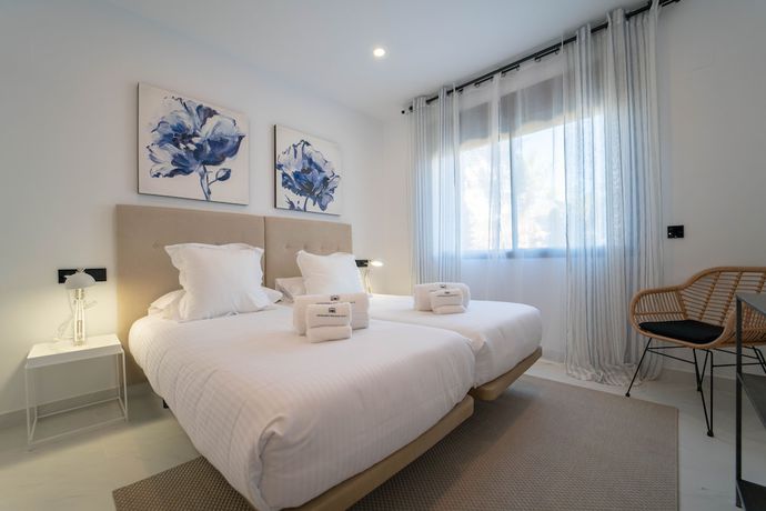 Imagen de la habitación del Aparthotel Estepona Holiday Hills. Foto 16