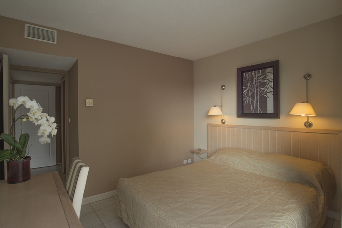 Imagen de los interiores del Aparthotel Excelsuites Residence. Foto 13