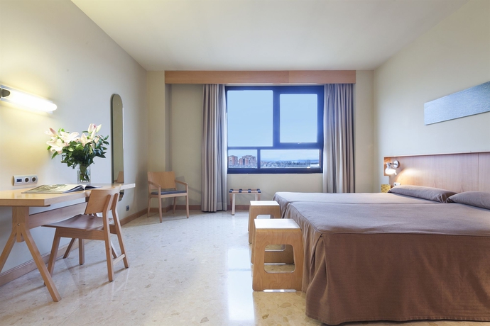 Imagen de la habitación del Aparthotel Exe Campus San Mam&eacute;s. Foto 7