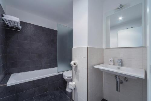 Imagen de la habitación del Aparthotel Ferrer Skyline. Foto 5