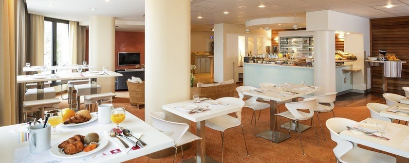 Imagen del bar/restaurante del Aparthotel FirstName Toulouse R&eacute;sidence, part of JdV by Hyatt. Foto 4