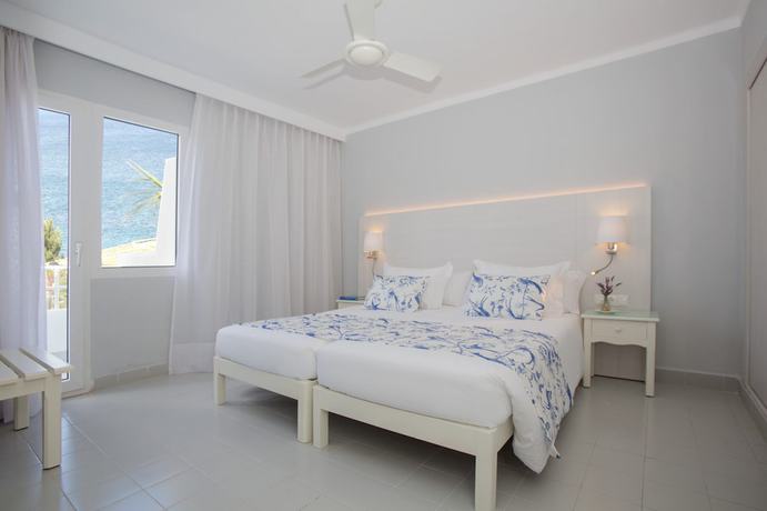 Imagen de la habitación del Aparthotel Flipflop Cala Mand&iacute;a Hotel. Foto 9