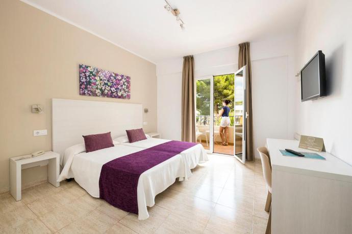 Imagen de la habitación del Aparthotel Flor Los Almendros. Foto 2