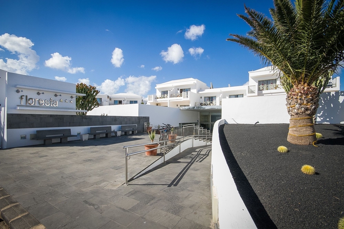 Imagen general del Aparthotel Floresta, Puerto del Carmen. Foto 4