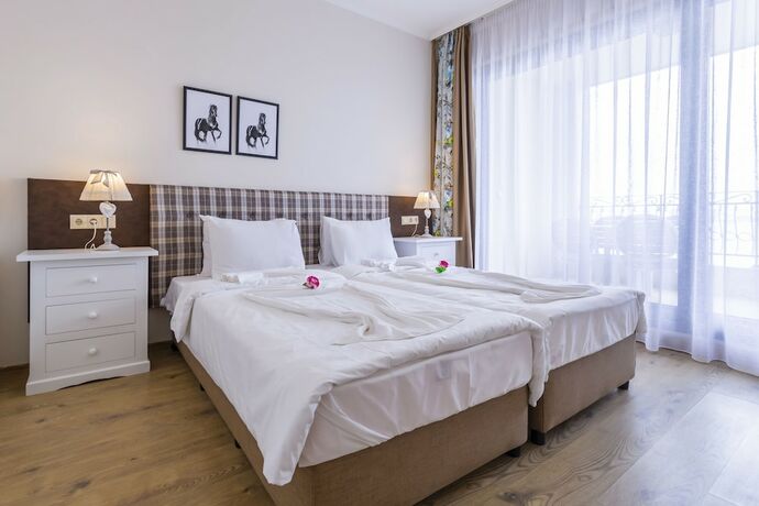 Imagen general del Aparthotel Gardenia Beach Palace. Foto 2