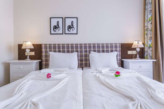 Imagen general del Aparthotel Gardenia Beach Palace. Foto 10