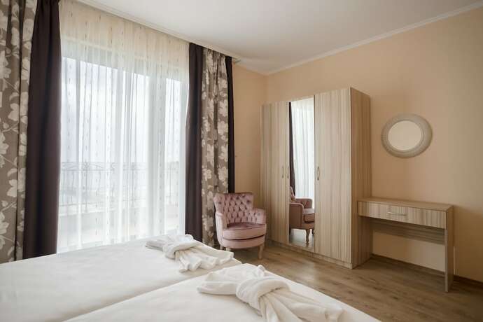 Imagen general del Aparthotel Gardenia Beach Palace. Foto 13