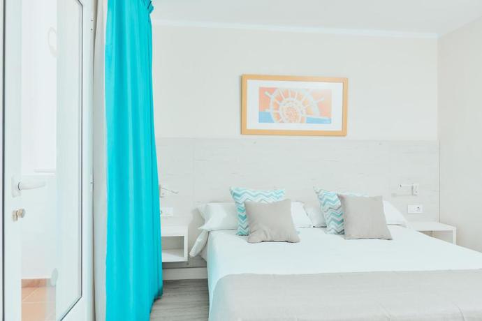 Imagen de la habitación del Aparthotel Gloria Izaro Club Hotel. Foto 6