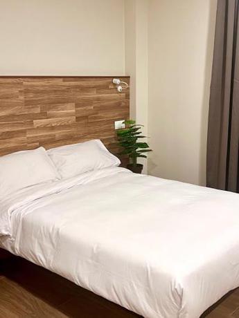 Imagen general del Aparthotel Golden Alcal&aacute;, Alcal&aacute; de Henares. Foto 1