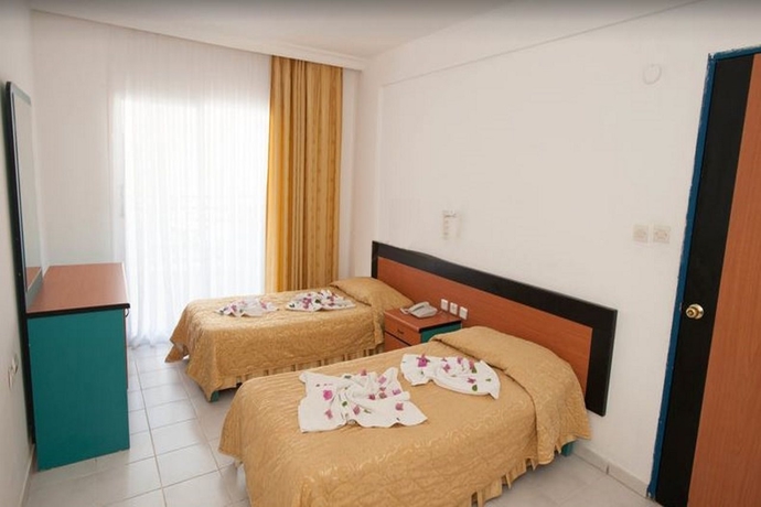Imagen general del Aparthotel Golden Orange Apart. Foto 8