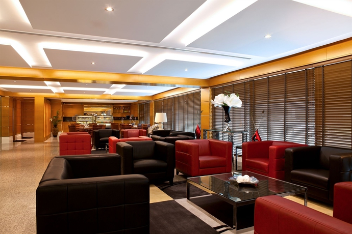 Imagen de los interiores del Aparthotel Golden Sands, Dubai. Foto 11