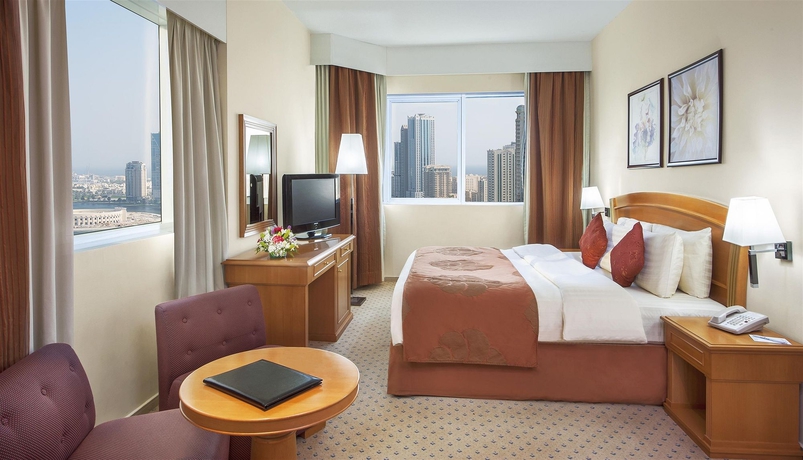 Imagen de la habitación del Aparthotel Golden Tulip Sharjah. Foto 11