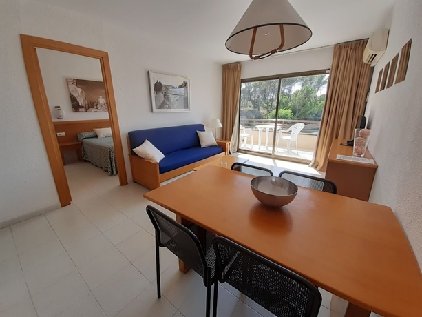 Imagen de la habitación del Aparthotel Golf Beach, Playa de Pals. Foto 3