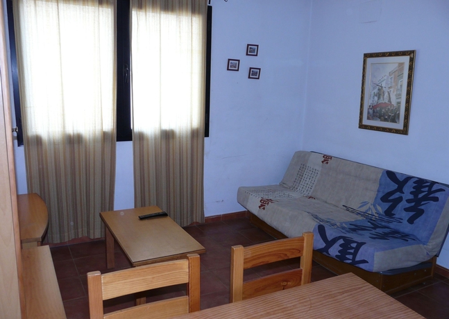 Imagen de la habitación del Aparthotel Gorbea, Sierra Nevada. Foto 8