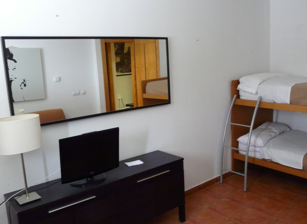 Imagen de la habitación del Aparthotel Gorbea, Sierra Nevada. Foto 9