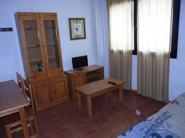 Imagen de la habitación del Aparthotel Gorbea, Sierra Nevada. Foto 13