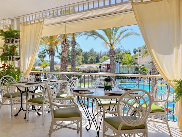 Imagen general del Aparthotel Gran Oasis Resort. Foto 4