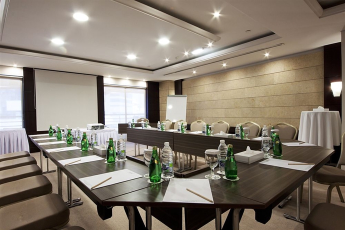 Imagen de los interiores del Aparthotel Grand Belle Vue Hotel Apartment Dubai. Foto 12