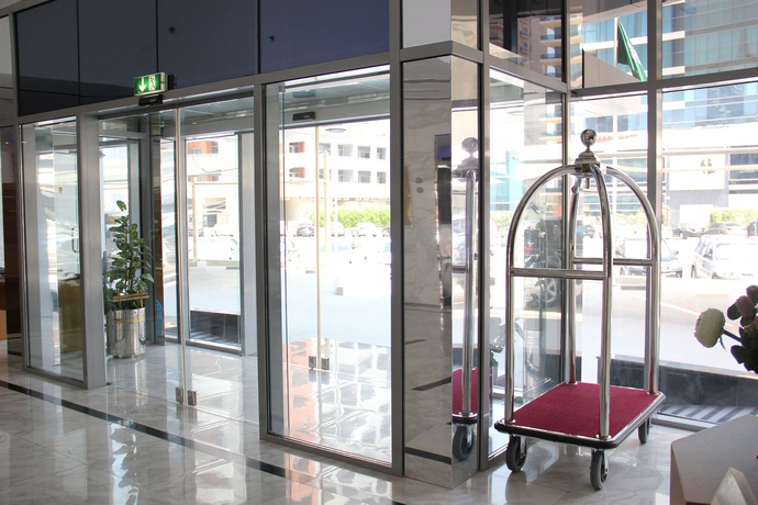 Imagen de los interiores del Aparthotel Grand Heights. Foto 11
