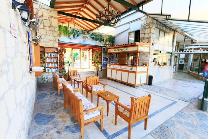Imagen de los interiores del Aparthotel Green House Apart Hotel, Gumbet. Foto 19