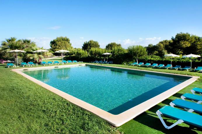 Imagen de la piscina del Aparthotel Grupotel Club Turquesa Mar. Foto 6