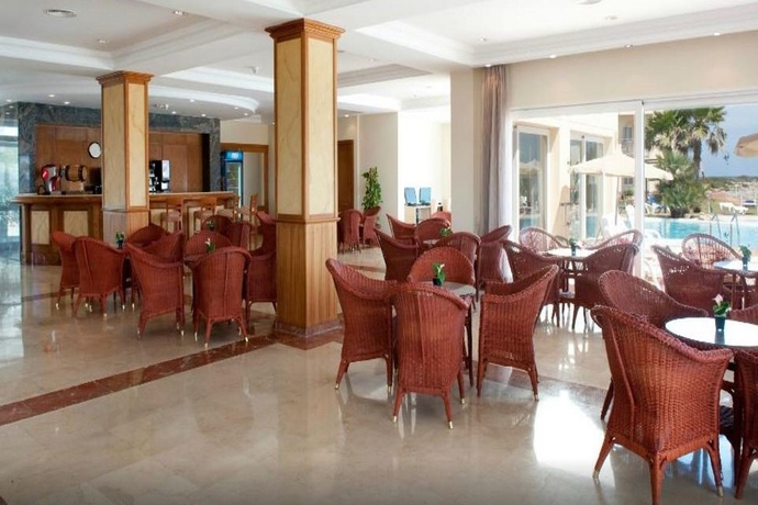 Imagen general del Aparthotel Grupotel Tamariscos. Foto 1