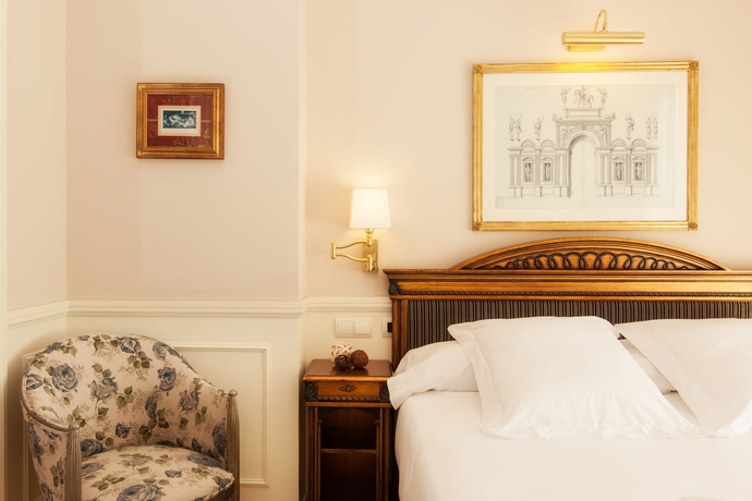 Imagen de la habitación del Aparthotel Guadalpin Suites, Marbella. Foto 3