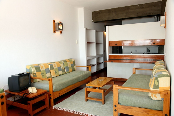 Imagen de los interiores del Aparthotel Guadiana, Monte Gordo. Foto 8