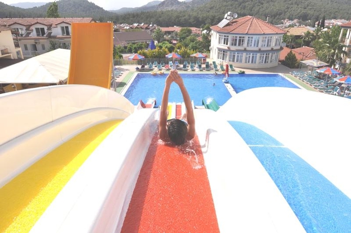 Imagen general del Aparthotel Gurol. Foto 3
