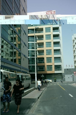 Imagen de los exteriores del Aparthotel HOTEL AURIS APARTMENT DEIRA. Foto 5