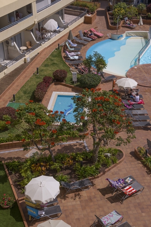 Imagen de la piscina del Aparthotel HOVIMA Santa Maria. Foto 14