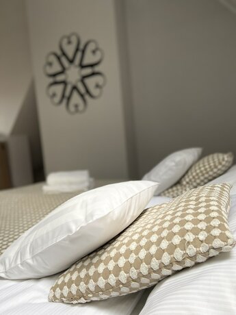 Imagen de la habitación del Aparthotel Harenda Residence - Destigo Hotels. Foto 28