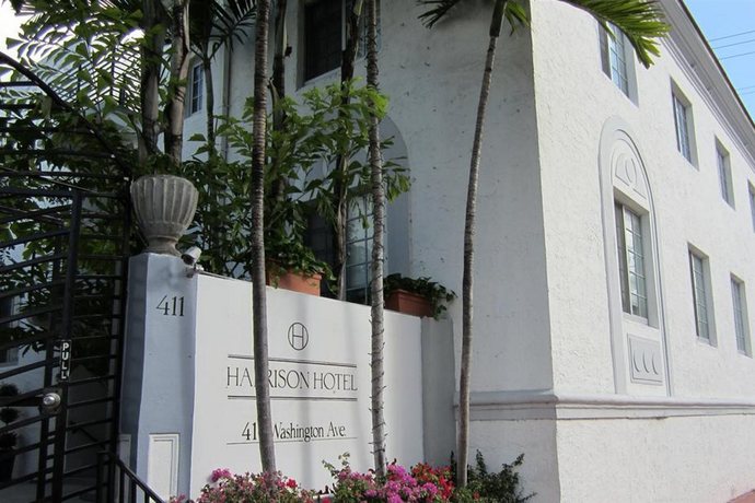 Imagen de los exteriores del Aparthotel Harrison On the Beach. Foto 3