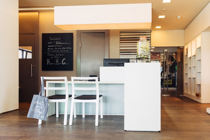 Imagen de los interiores del Aparthotel Harry's home Hart bei Graz hotel and apartments. Foto 19