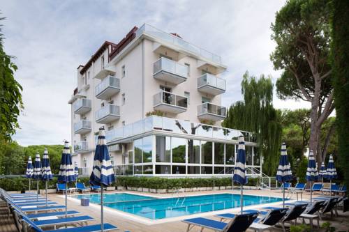 Imagen general del Aparthotel Harvey Suites. Foto 1