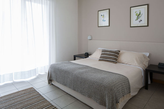 Imagen de la habitación del Aparthotel Harvey Suites. Foto 6